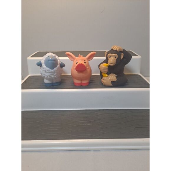 Lot of 3‎ Fisher Price Little People Animal Figures Monkey, Pig, Sheep - Picture 1 of 6